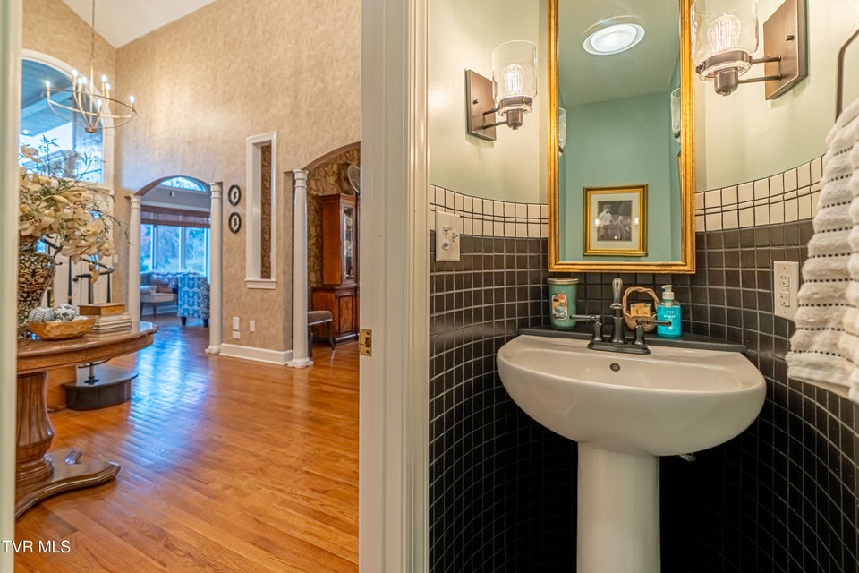 Photo #10: 469 Winterham Drive