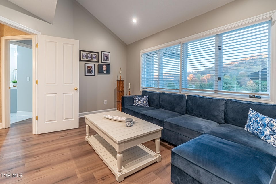 Photo #43: 469 Winterham Drive