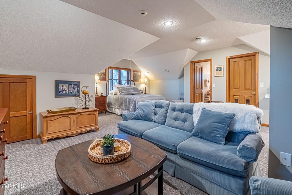 Photo #54: 469 Winterham Drive