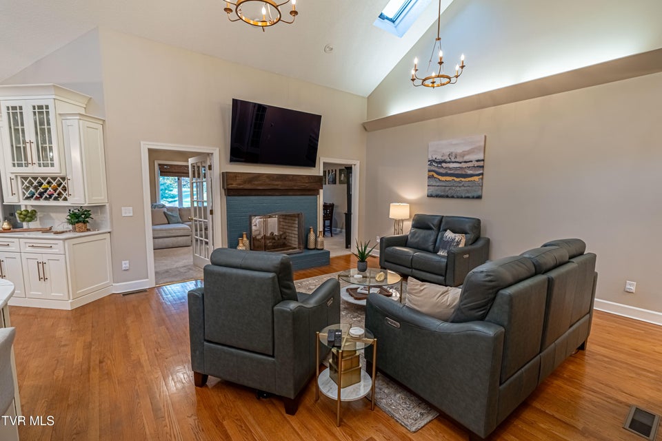 Photo #20: 469 Winterham Drive