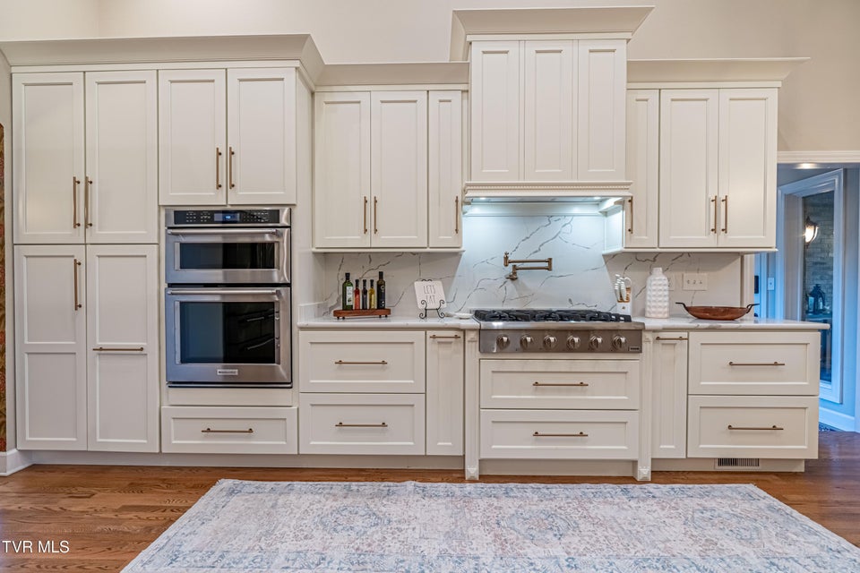 Photo #15: 469 Winterham Drive