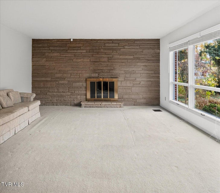 Photo #11: 1707 Fairway Drive