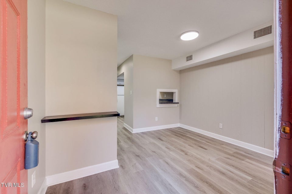 Photo #4: 115 Beechnut Street