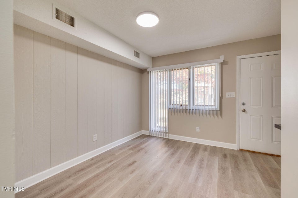 Photo #5: 115 Beechnut Street