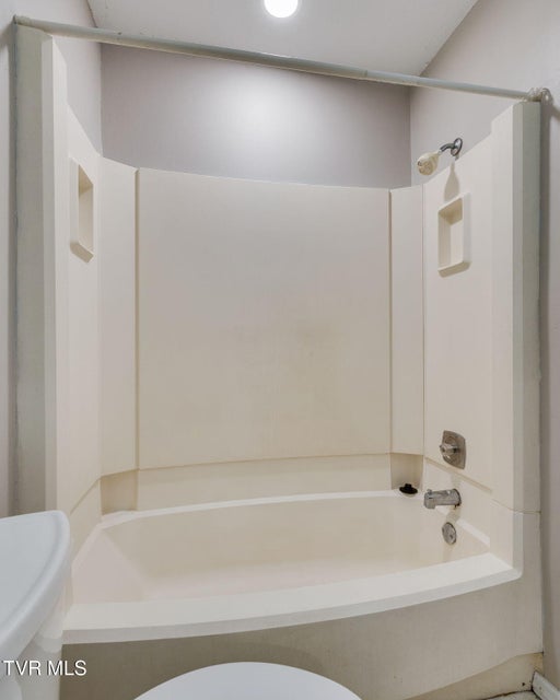 Photo #17: 115 Beechnut Street