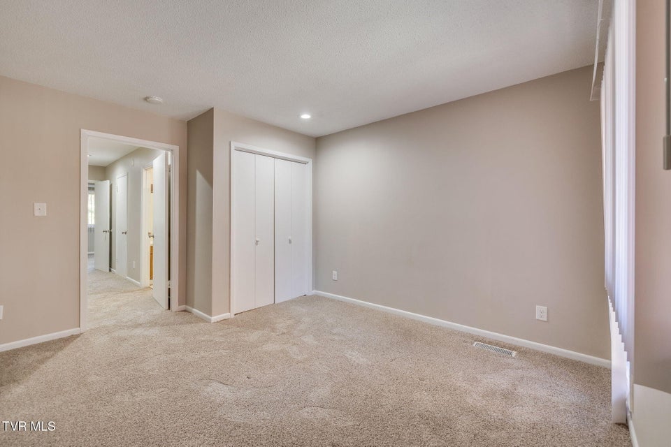 Photo #19: 115 Beechnut Street