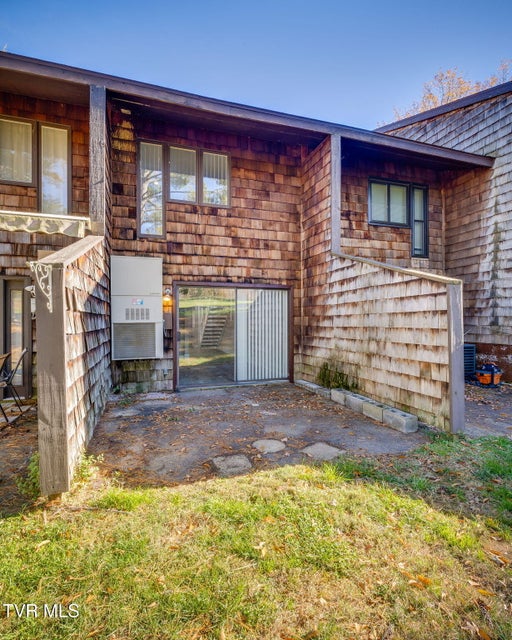 Photo #23: 115 Beechnut Street