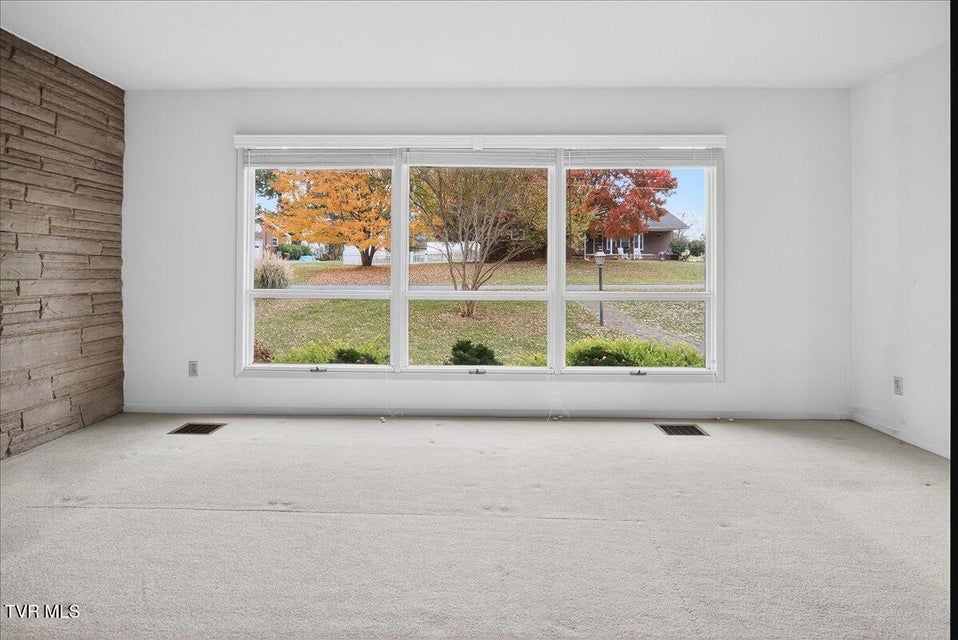 Photo #17: 1707 Fairway Drive