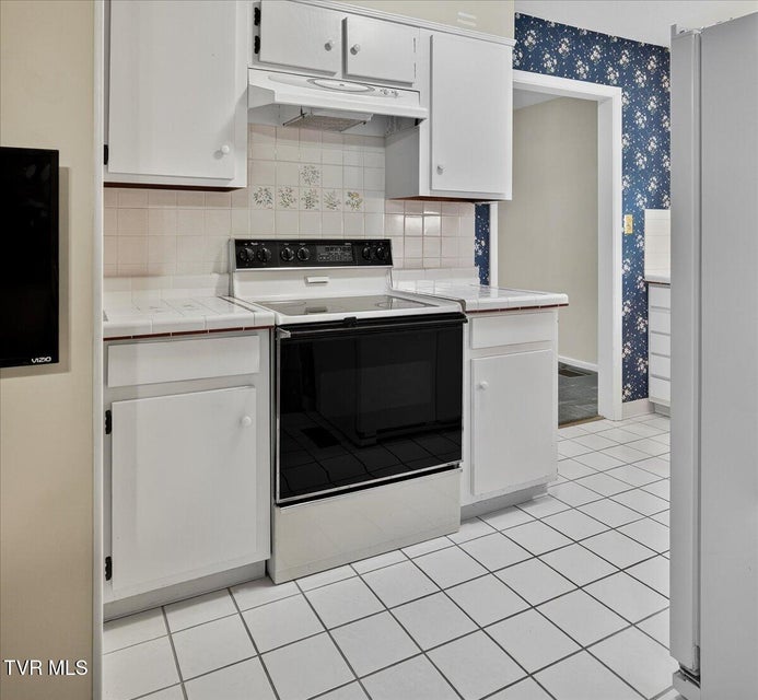 Photo #27: 1707 Fairway Drive