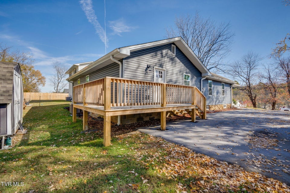 Photo #22: 1701 Millard Street