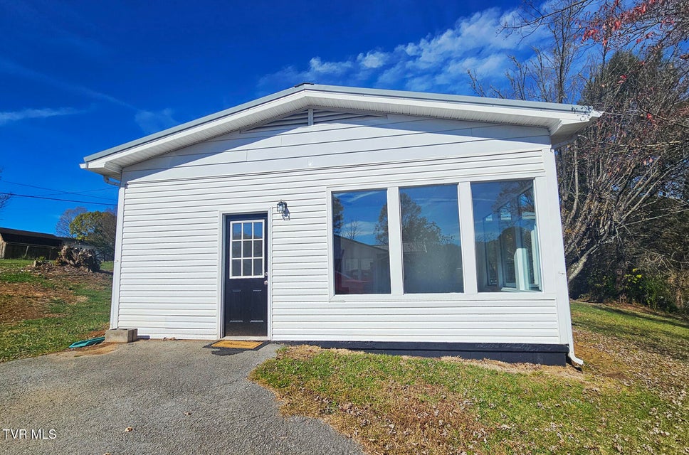 Photo #6: 845 School House Ridge Road