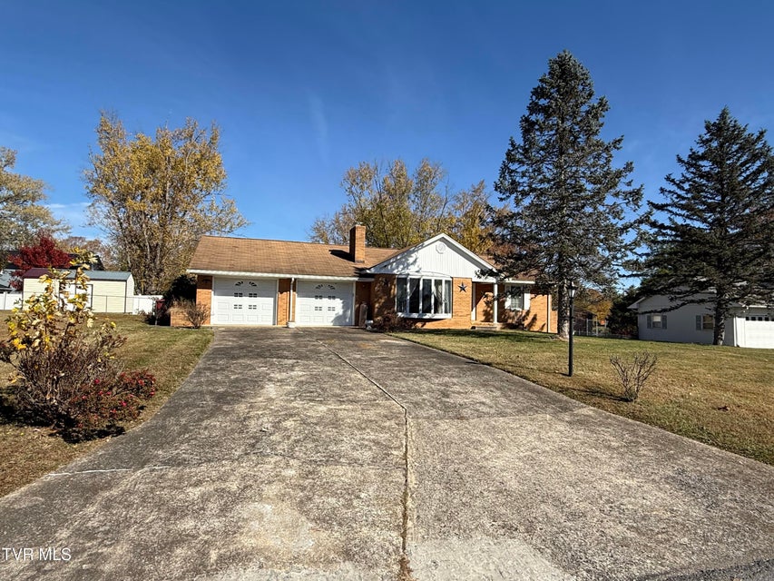 Photo #4: 3303 Martin Farm Road