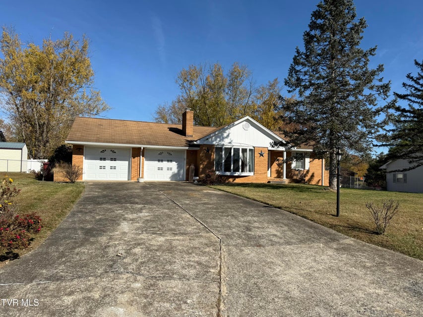 Photo #5: 3303 Martin Farm Road