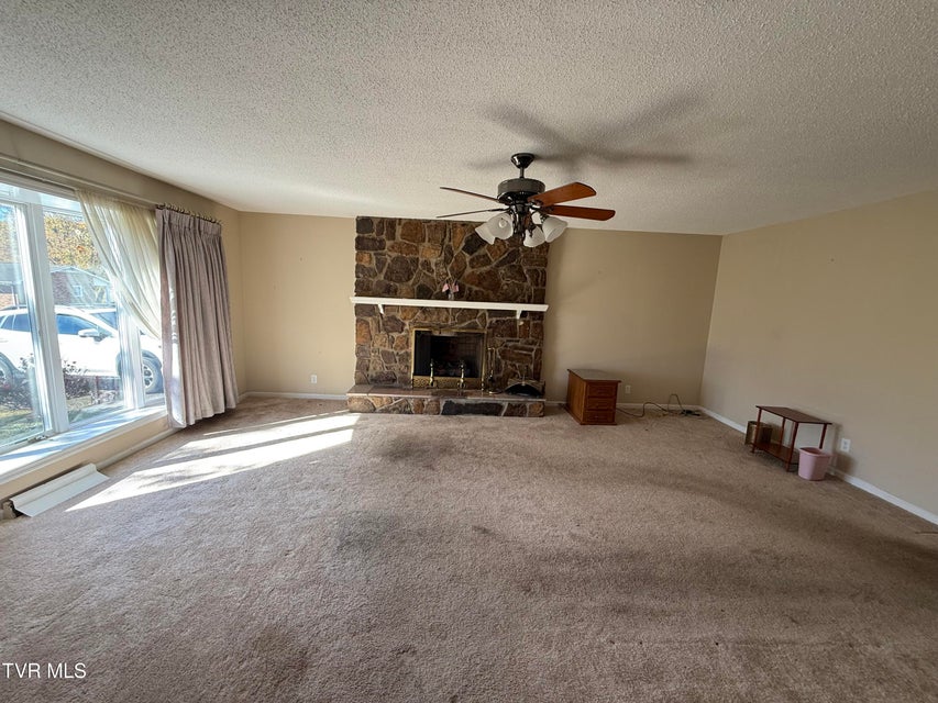 Photo #17: 3303 Martin Farm Road