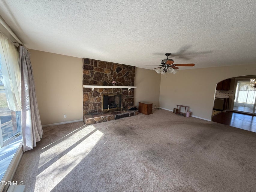 Photo #19: 3303 Martin Farm Road