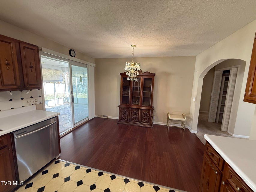 Photo #22: 3303 Martin Farm Road