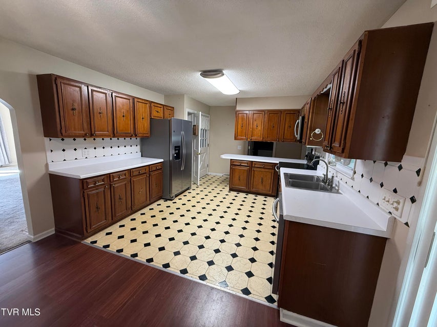 Photo #28: 3303 Martin Farm Road