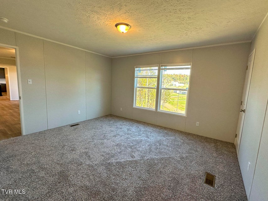 Photo #17: 354 Bungalow Drive