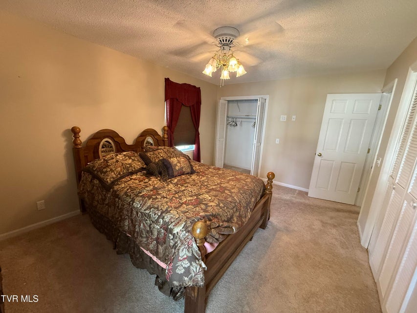 Photo #40: 3303 Martin Farm Road