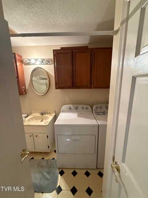 Photo #48: 3303 Martin Farm Road