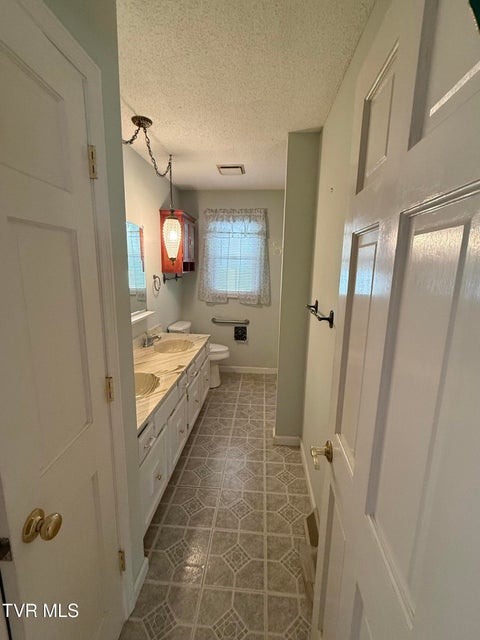 Photo #46: 3303 Martin Farm Road