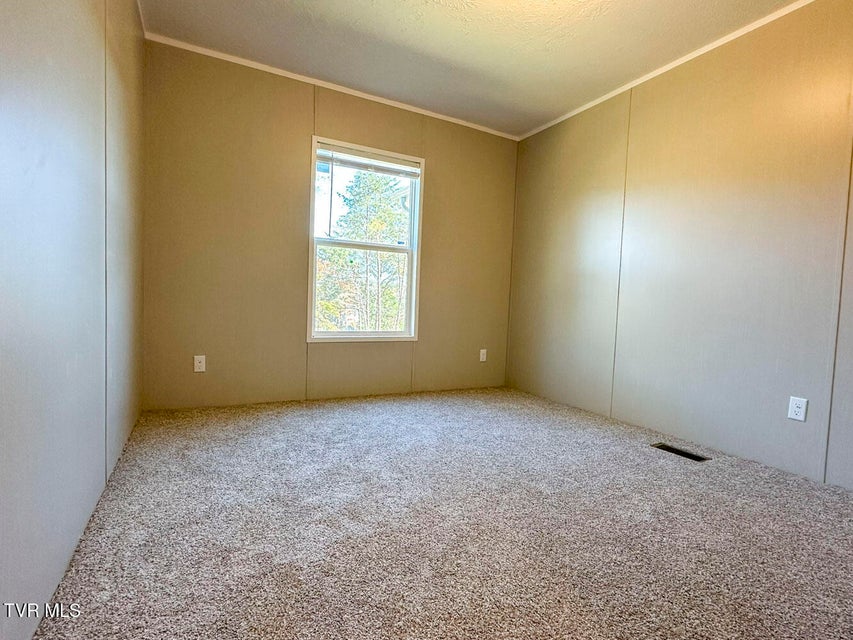 Photo #10: 350 Bungalow Drive