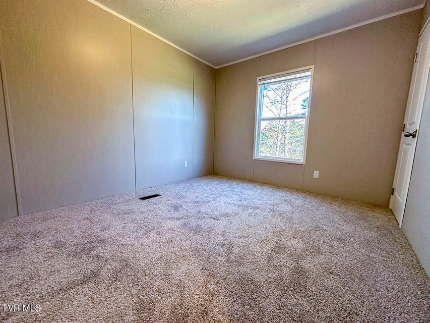 Photo #11: 350 Bungalow Drive