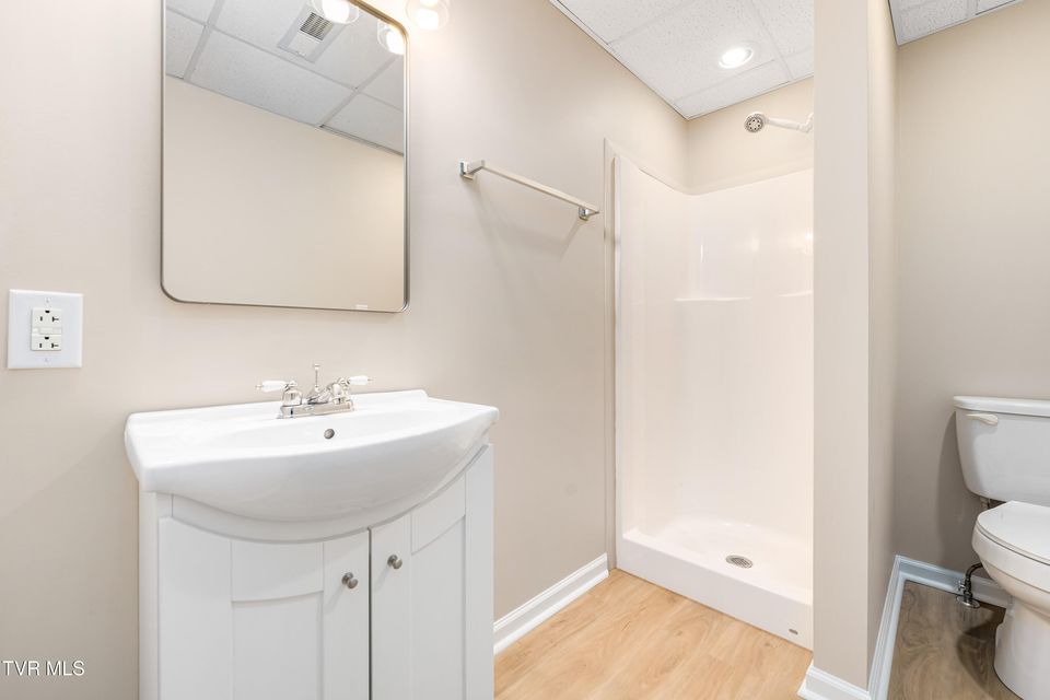 Photo #28: 125 Bentley Parc 