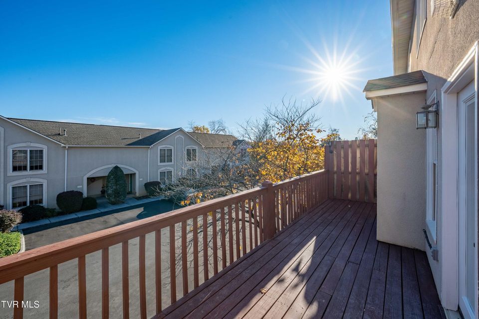 Photo #35: 125 Bentley Parc 