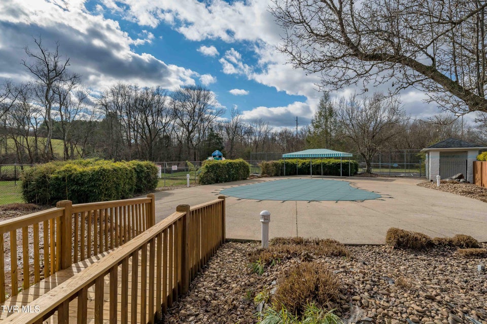 Photo #45: 125 Bentley Parc 