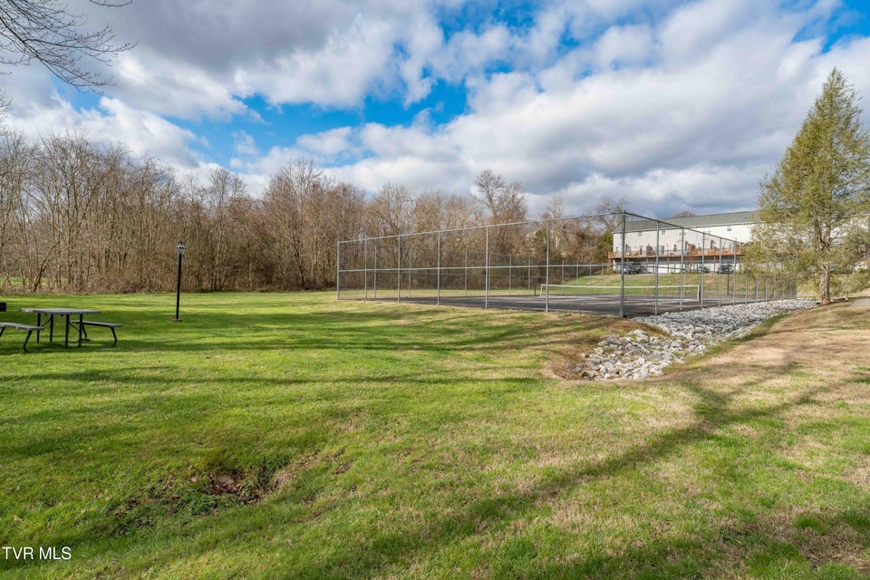 Photo #56: 125 Bentley Parc 