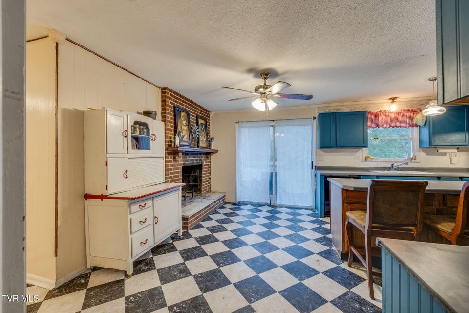 Photo #8: 18 Ross Street