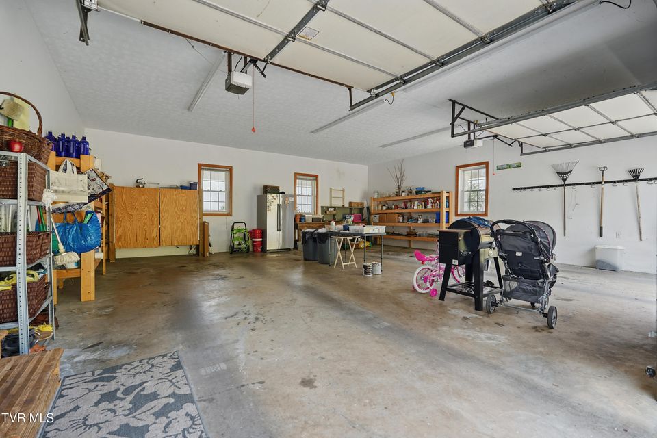 Photo #41: 4296 Bloomingdale Road