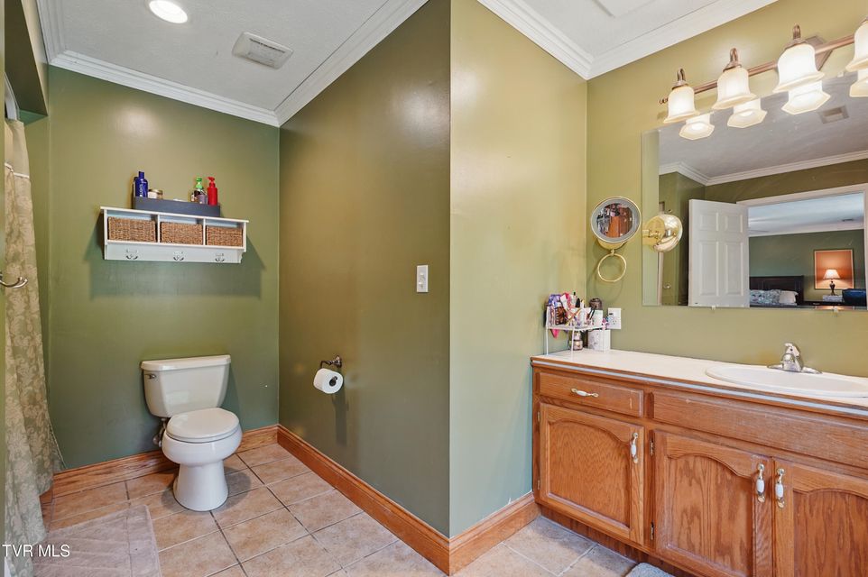 Photo #24: 4296 Bloomingdale Road