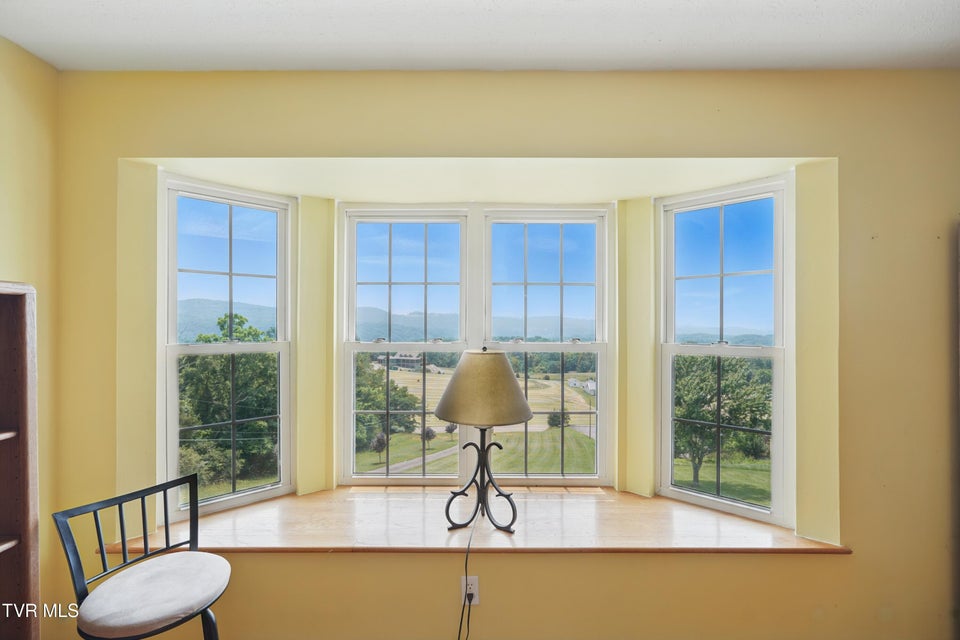 Photo #35: 4296 Bloomingdale Road