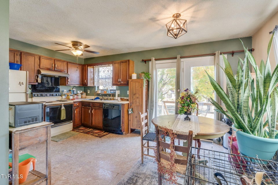 Photo #9: 114 Starlite Drive