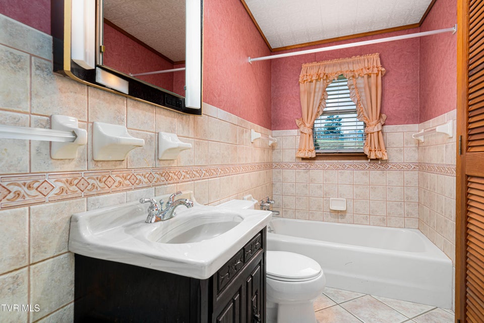 Photo #15: 313 Milburn Avenue