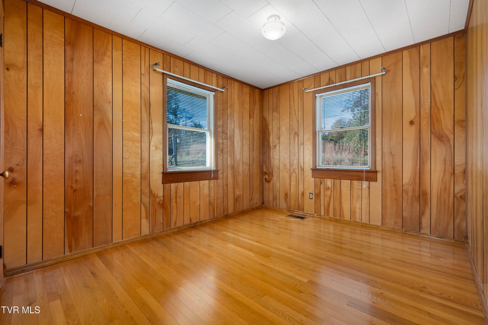 Photo #16: 313 Milburn Avenue