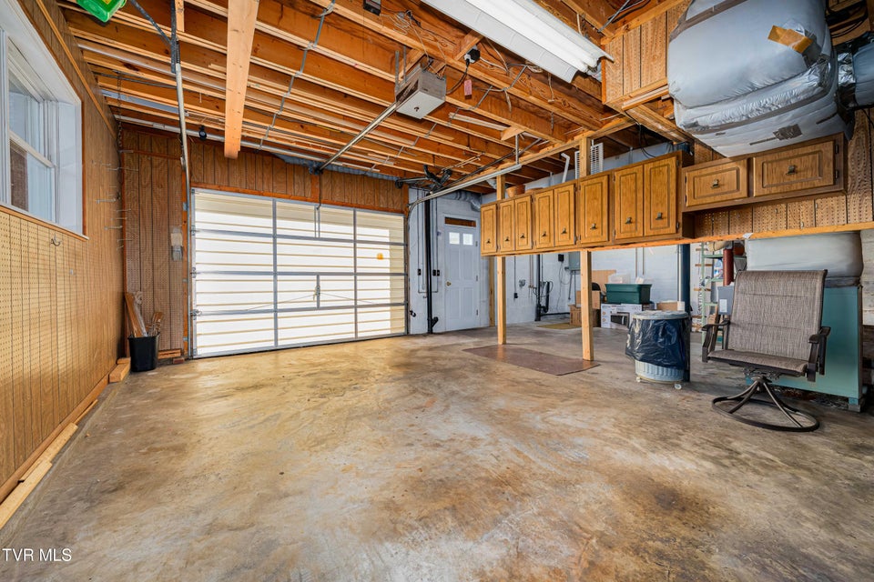 Photo #26: 313 Milburn Avenue