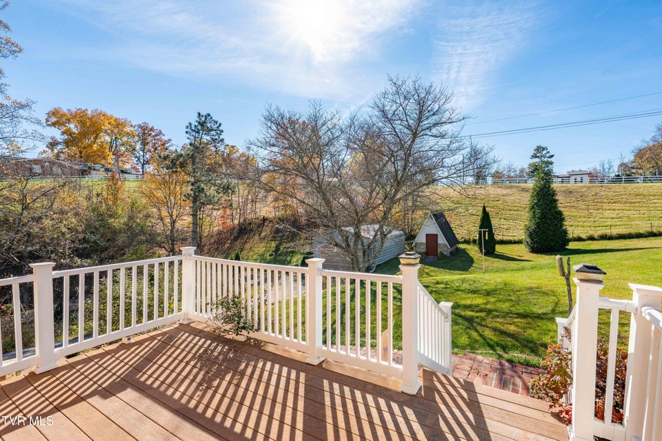 Photo #33: 313 Milburn Avenue