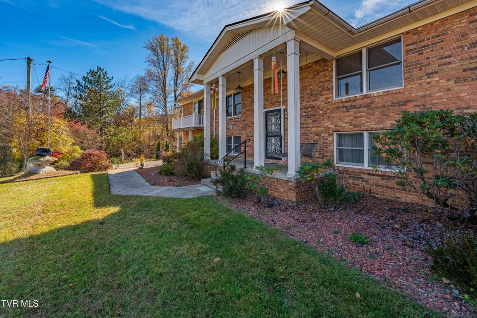 Photo #47: 313 Milburn Avenue