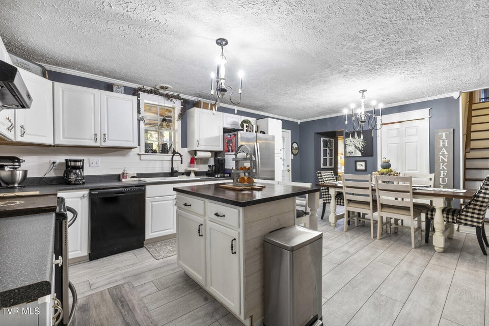 Photo #16: 2143 Hill Trail Drive