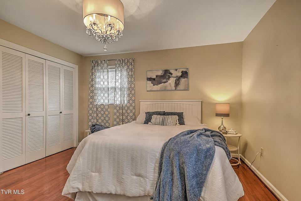 Photo #18: 218 Beaver Road