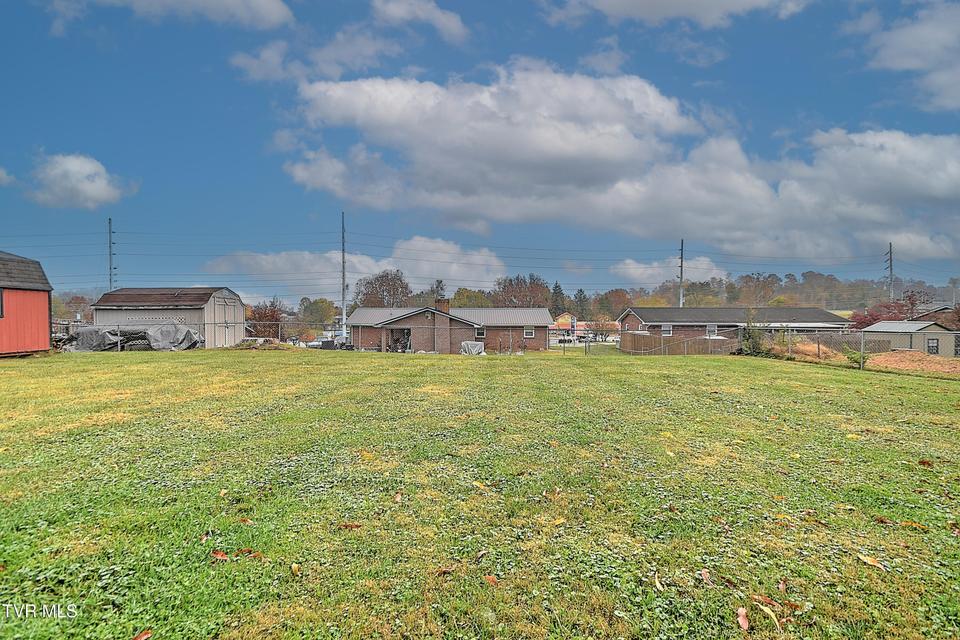 Photo #41: 218 Beaver Road