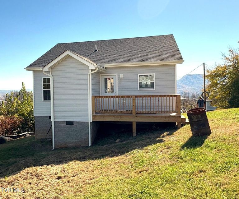 Photo #3: 1720 Pendleton Street