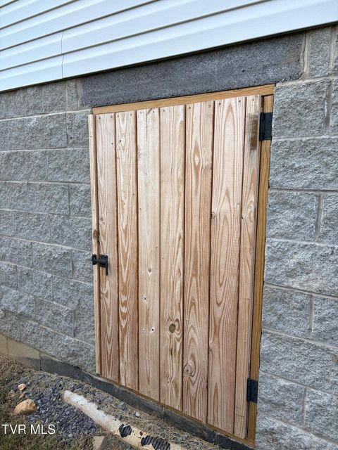 Photo #17: 1720 Pendleton Street