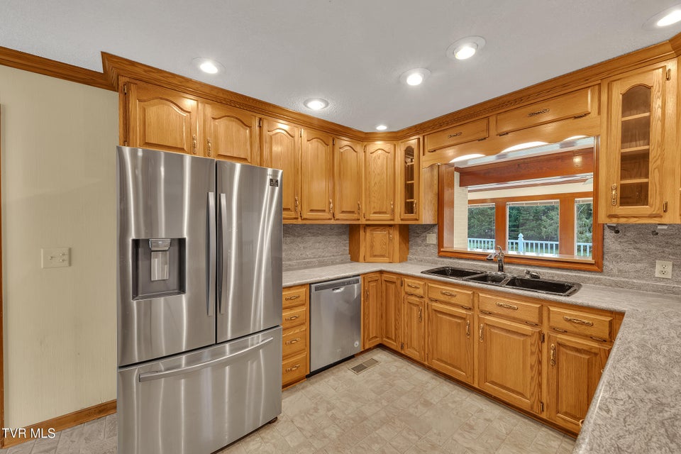 Photo #21: 1620 Erwin Highway