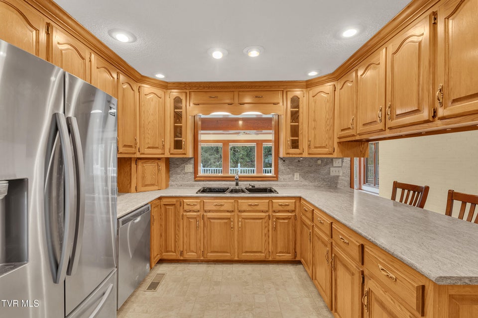 Photo #22: 1620 Erwin Highway