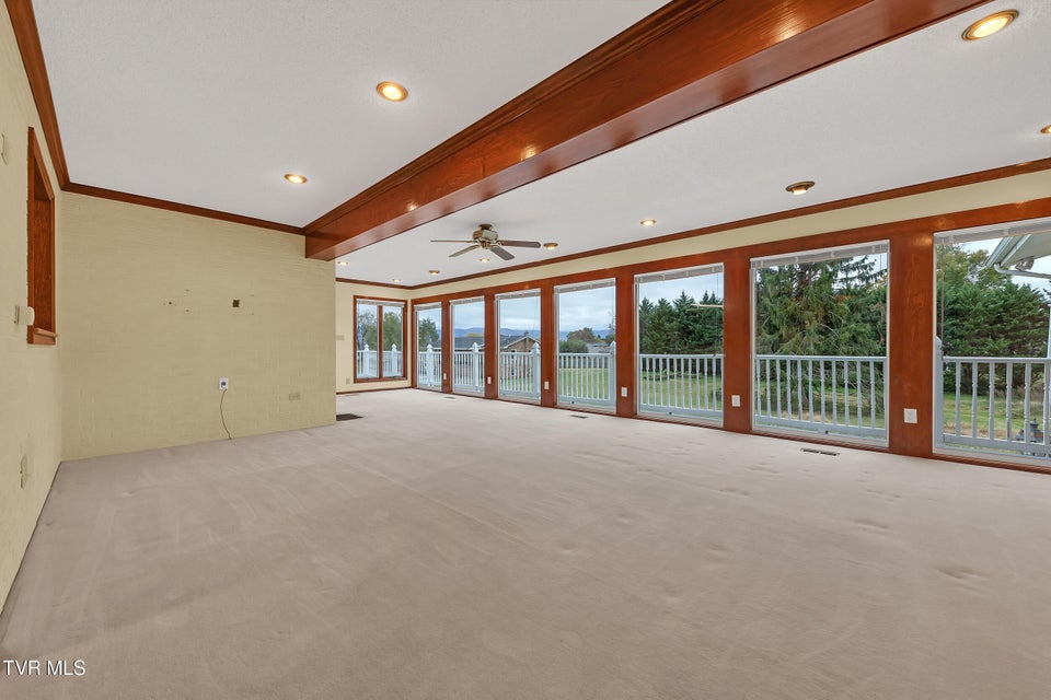 Photo #27: 1620 Erwin Highway