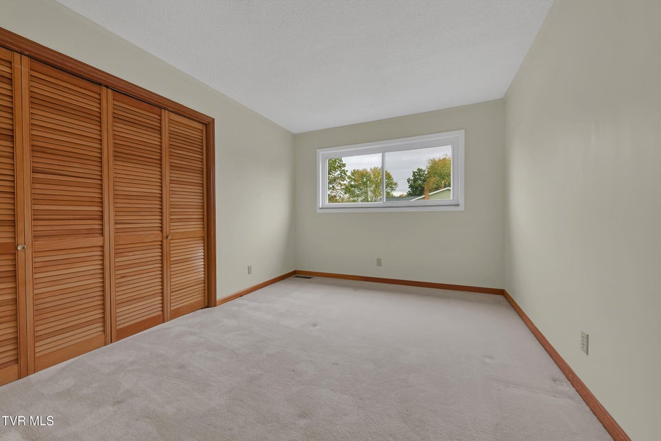 Photo #38: 1620 Erwin Highway